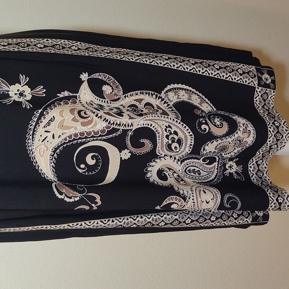 Studio I Women’s Sleeveless shift dress - Picture 2 of 9